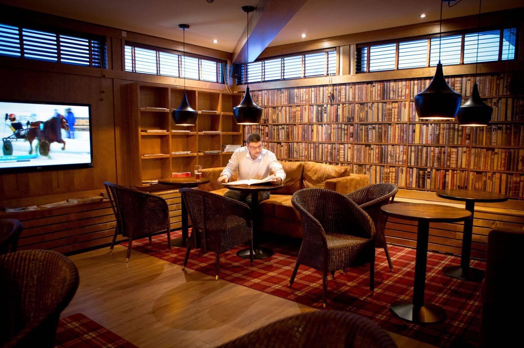 Finlandia Hotel Isovalkeinen Kuopio Luaran gambar
